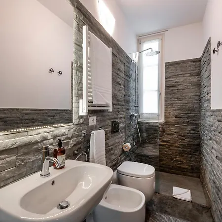 Joivy Charming 3-bed Retreat Apartament *