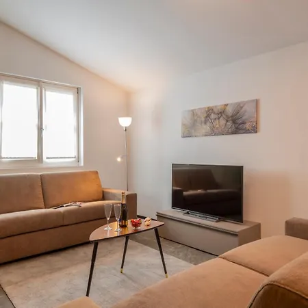 Joivy Charming 3-bed Retreat *