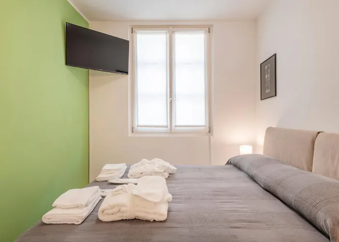 Joivy Charming 3-bed Retreat