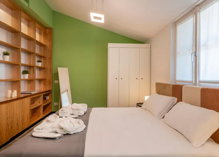 Joivy Charming 3-bed Retreat Portofino